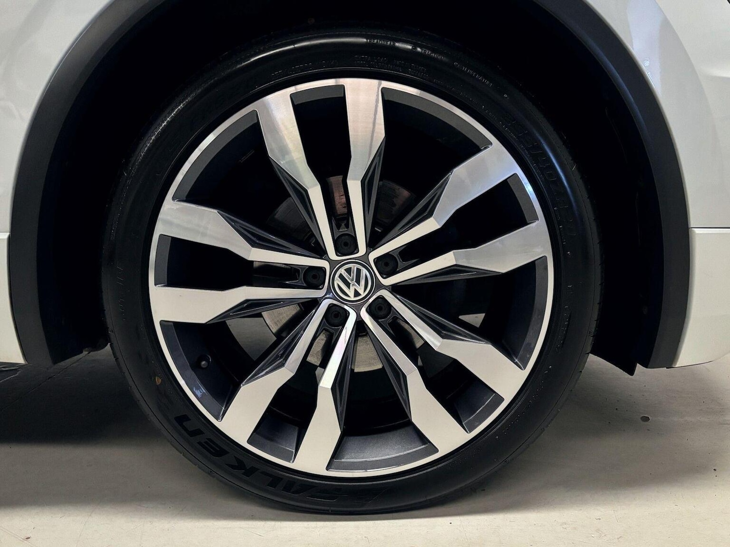 Used Volkswagen Tiguan 2018 for sale - 77501453: Photo 38