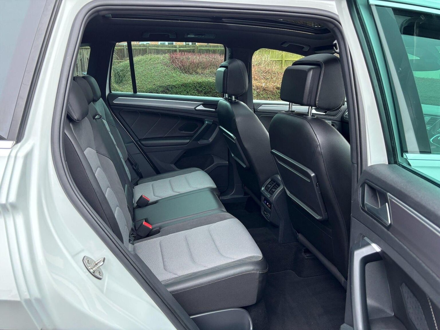 Used Volkswagen Tiguan 2018 for sale - 77501453: Photo 7