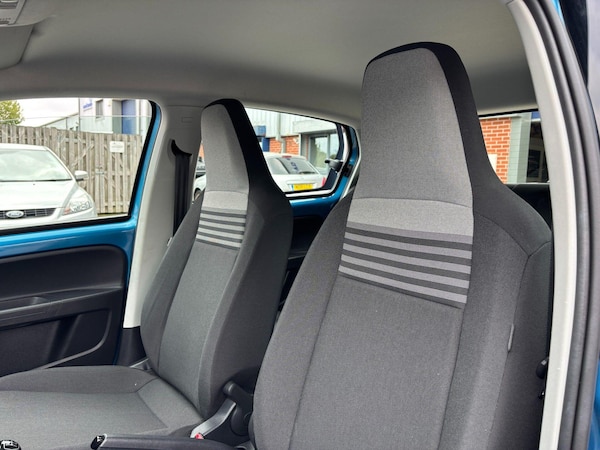 Used Volkswagen up! 2021 for sale - 75647219: Photo 24