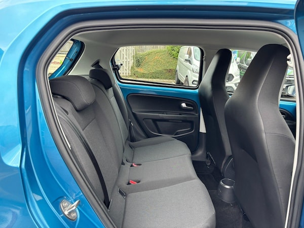 Used Volkswagen up! 2021 for sale - 75647219: Photo 32