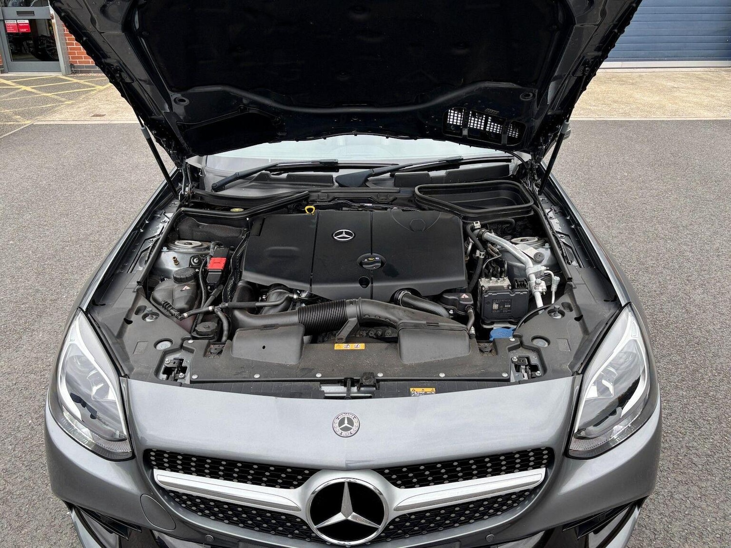 Used Mercedes-Benz SLC 2017 for sale - 76673144: Photo 34