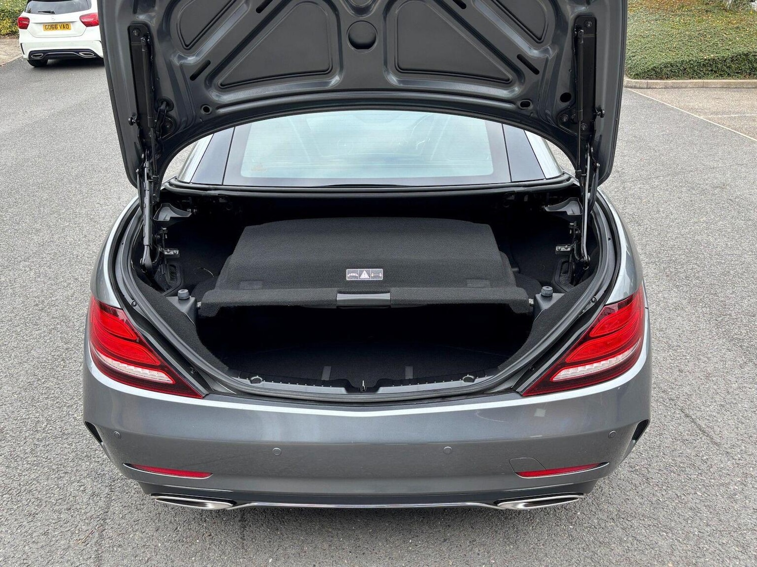 Used Mercedes-Benz SLC 2017 for sale - 76673144: Photo 36