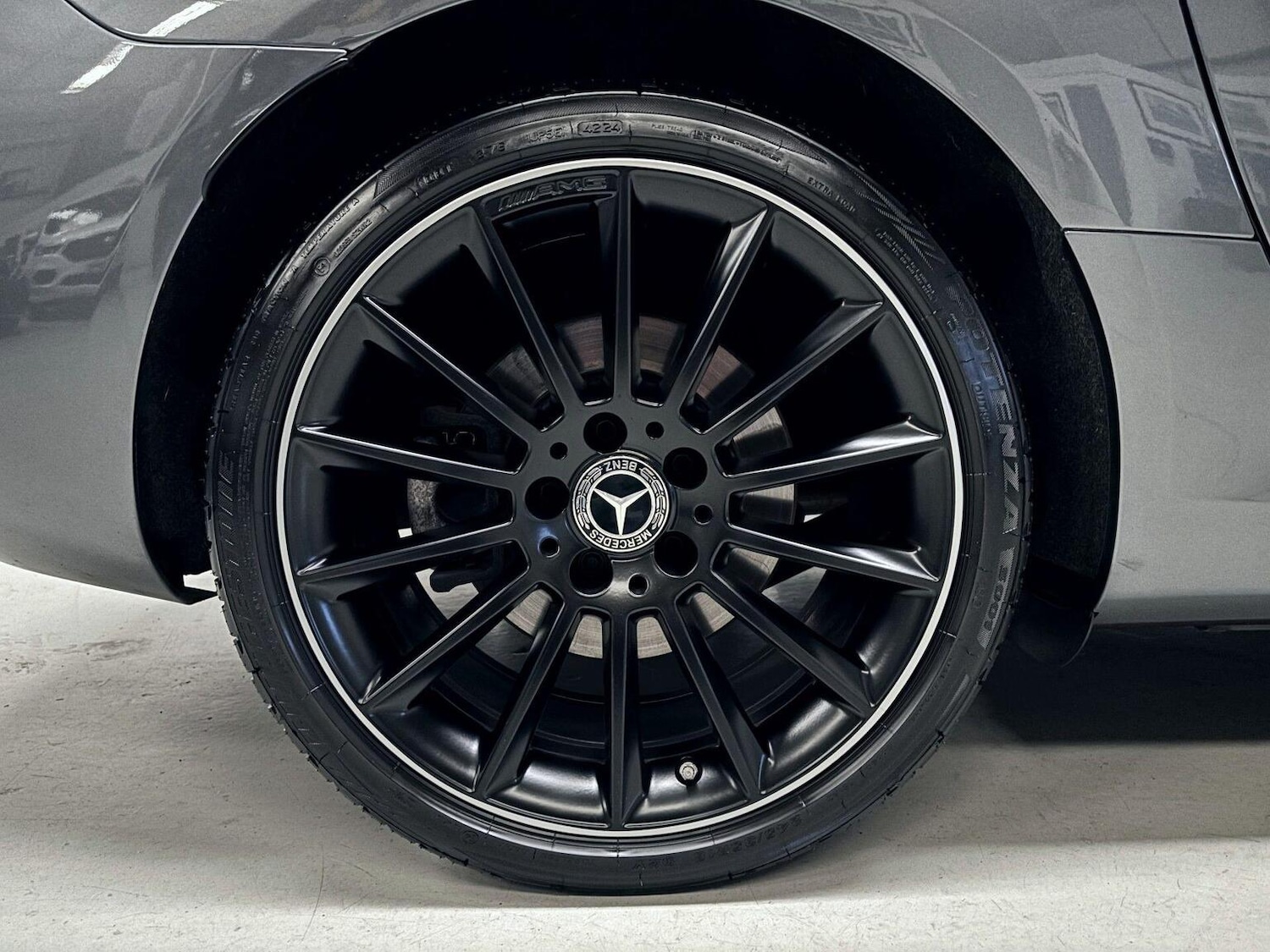 Used Mercedes-Benz SLC 2017 for sale - 76673144: Photo 42