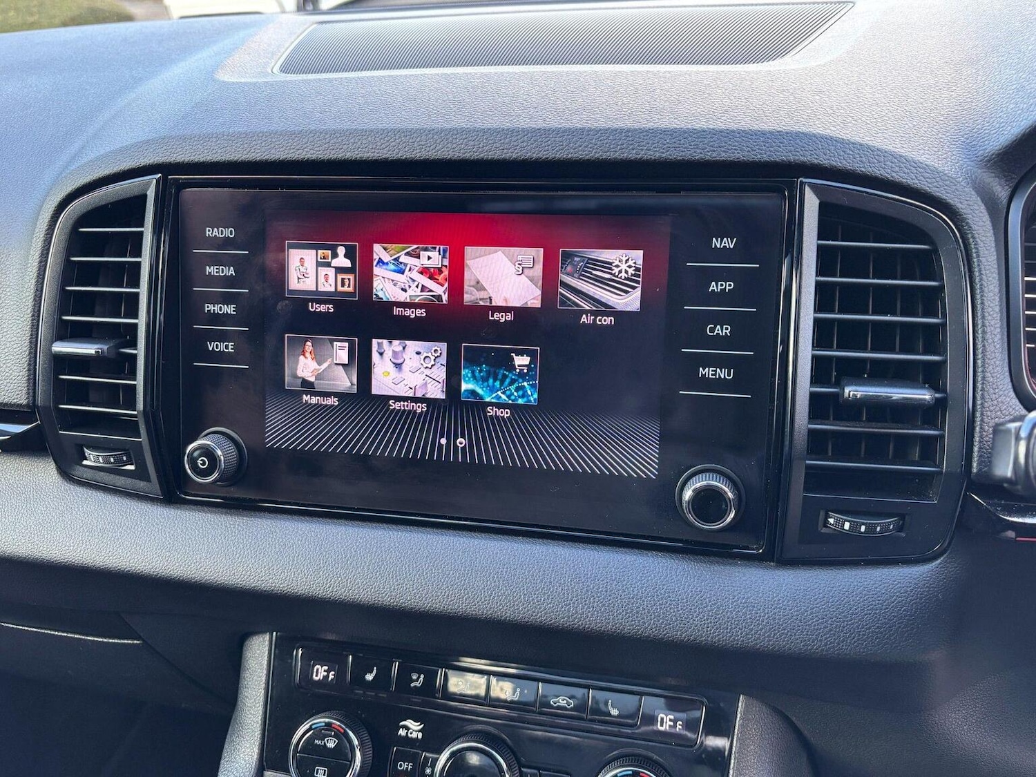 Used Skoda Karoq 2021 for sale - 76673143: Photo 20