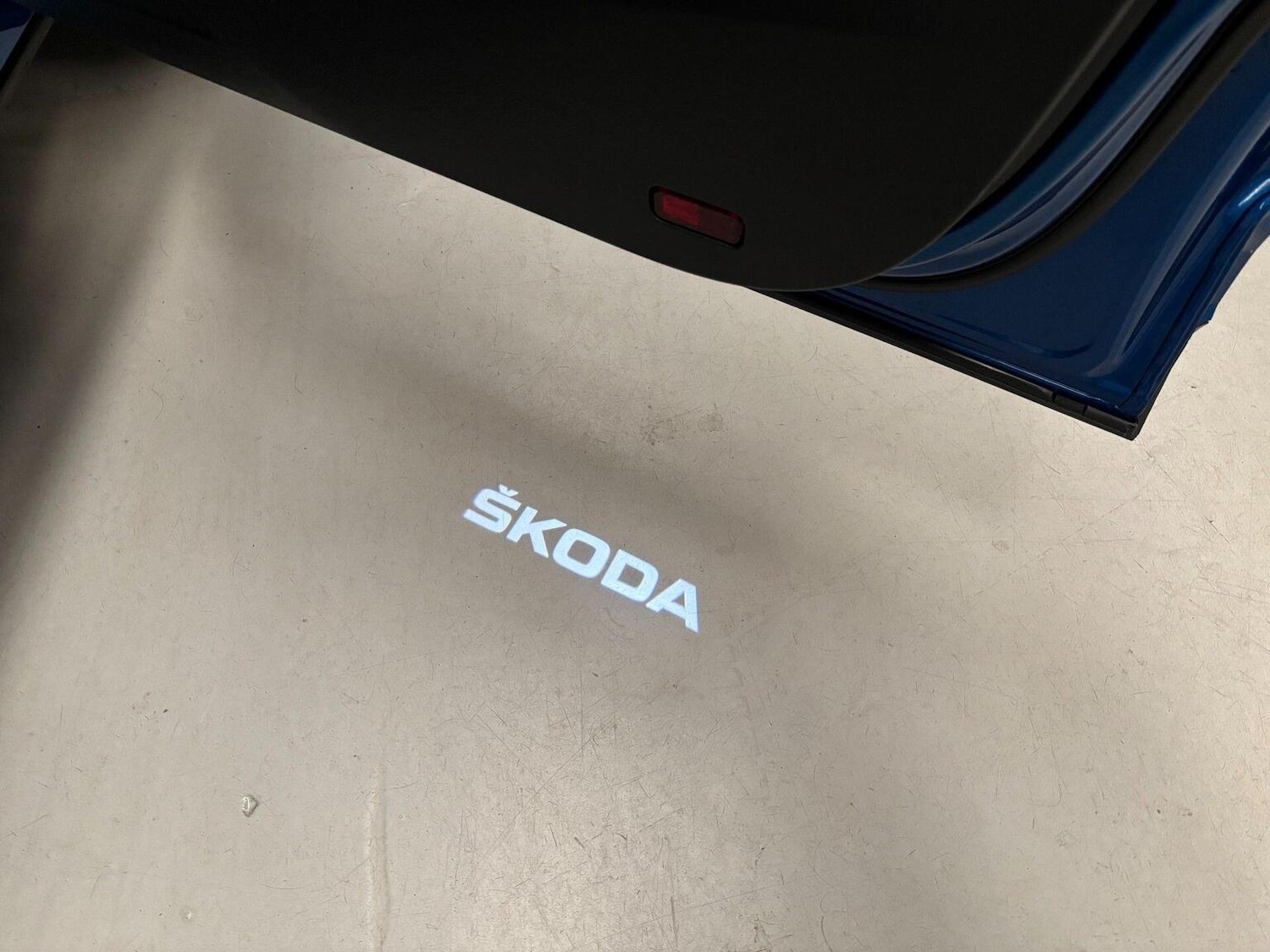 Used Skoda Karoq 2021 for sale - 76673143: Photo 32