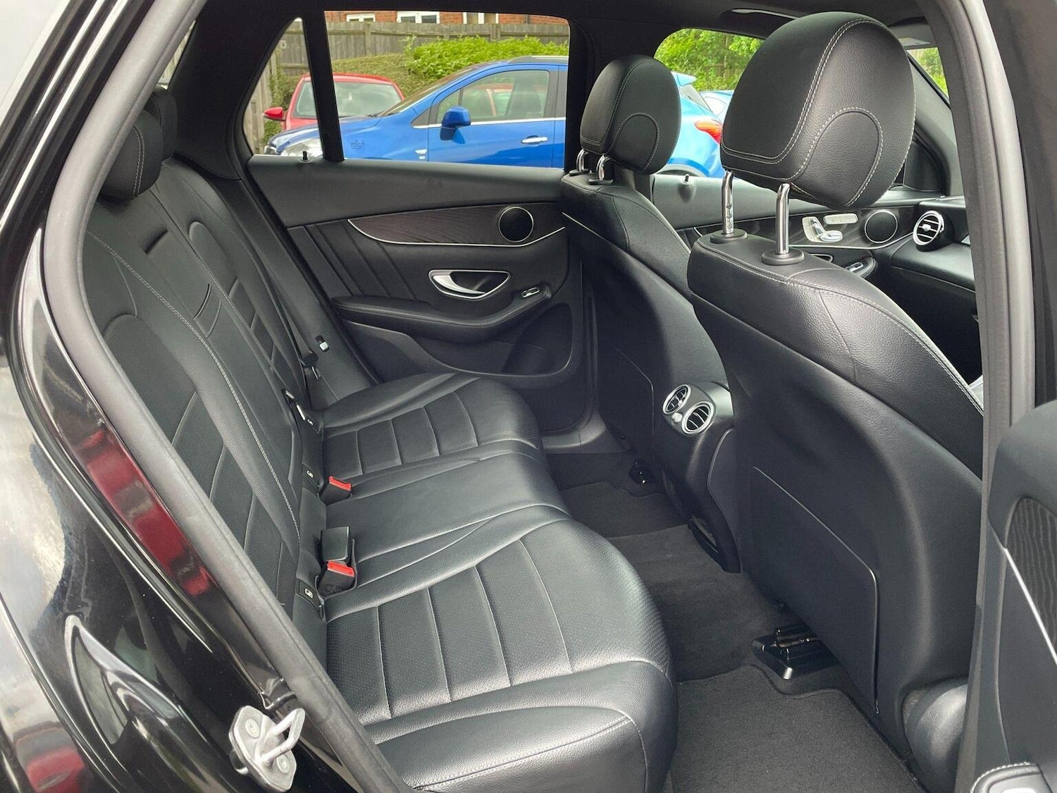 Used Mercedes-Benz GLC 2016 for sale - 76673158: Photo 7