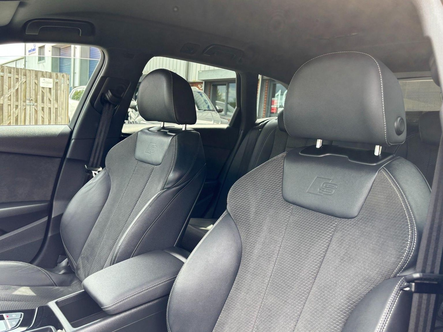 Used Audi A4 2021 for sale - 76673156: Photo 32