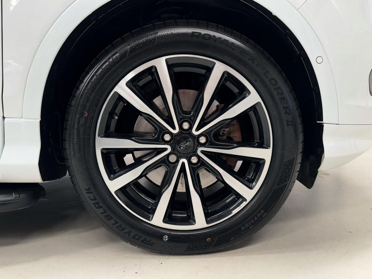 Used Ford Kuga 2017 for sale - 76673151: Photo 41