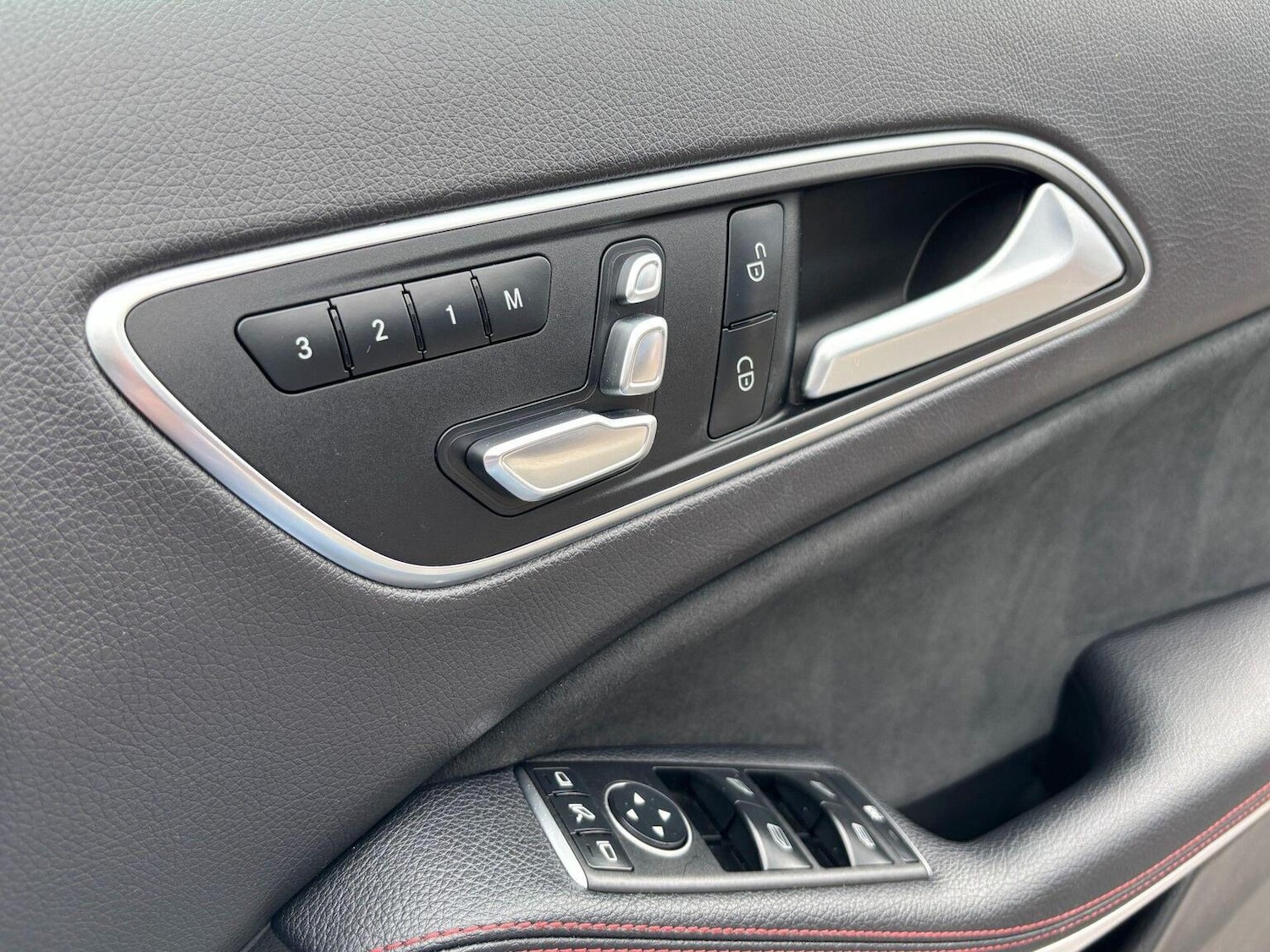 Used Mercedes-Benz GLA 2018 for sale - 76673160: Photo 13