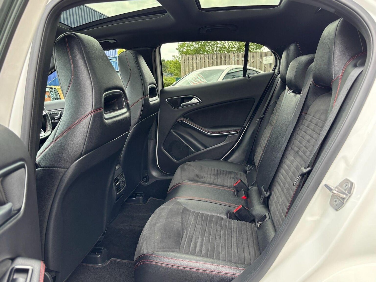 Used Mercedes-Benz GLA 2018 for sale - 76673160: Photo 32