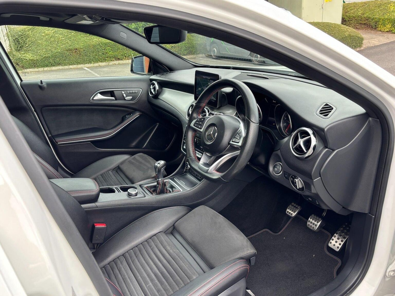 Used Mercedes-Benz GLA 2018 for sale - 76673160: Photo 36