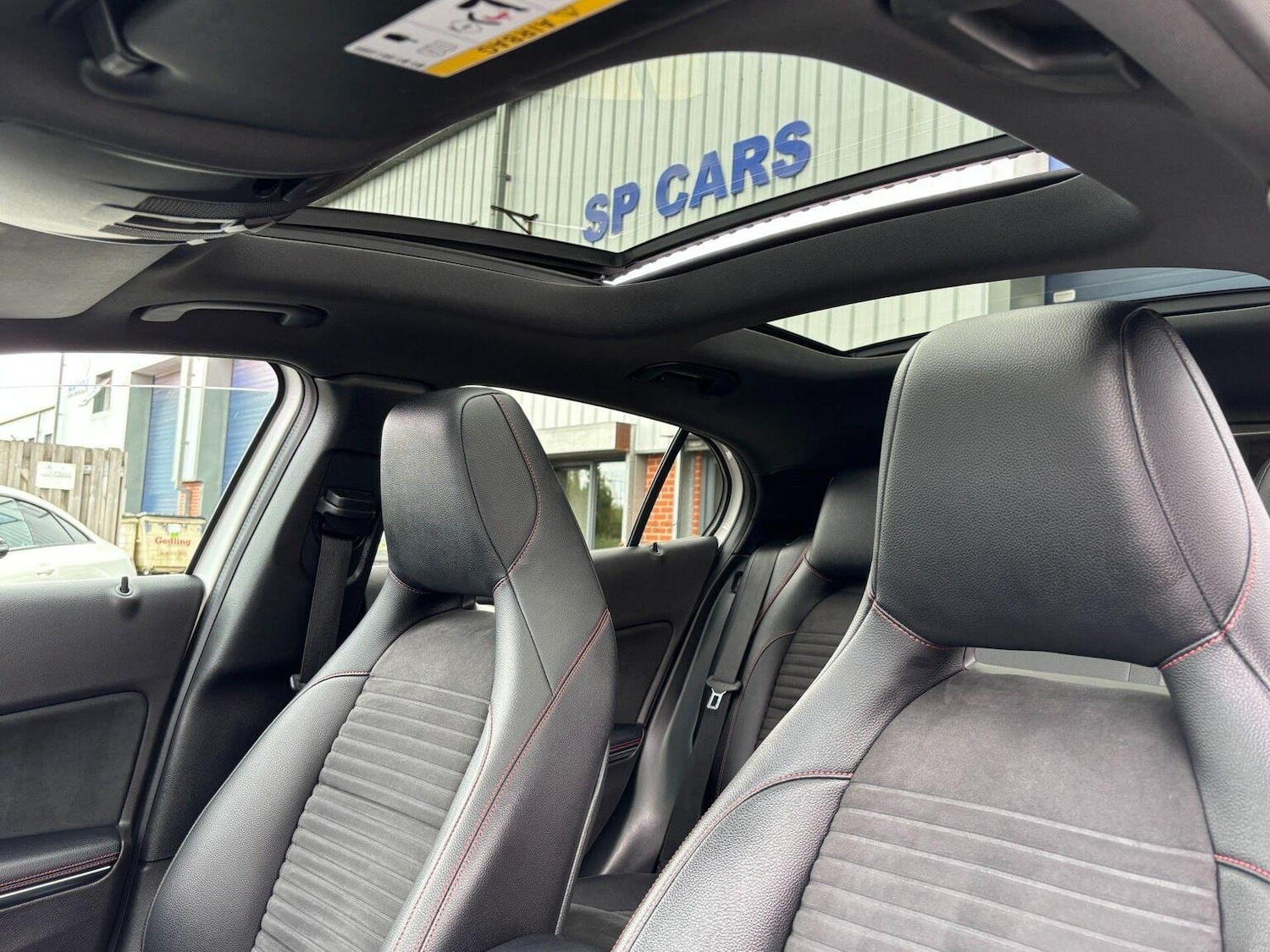 Used Mercedes-Benz GLA 2018 for sale - 76673160: Photo 8