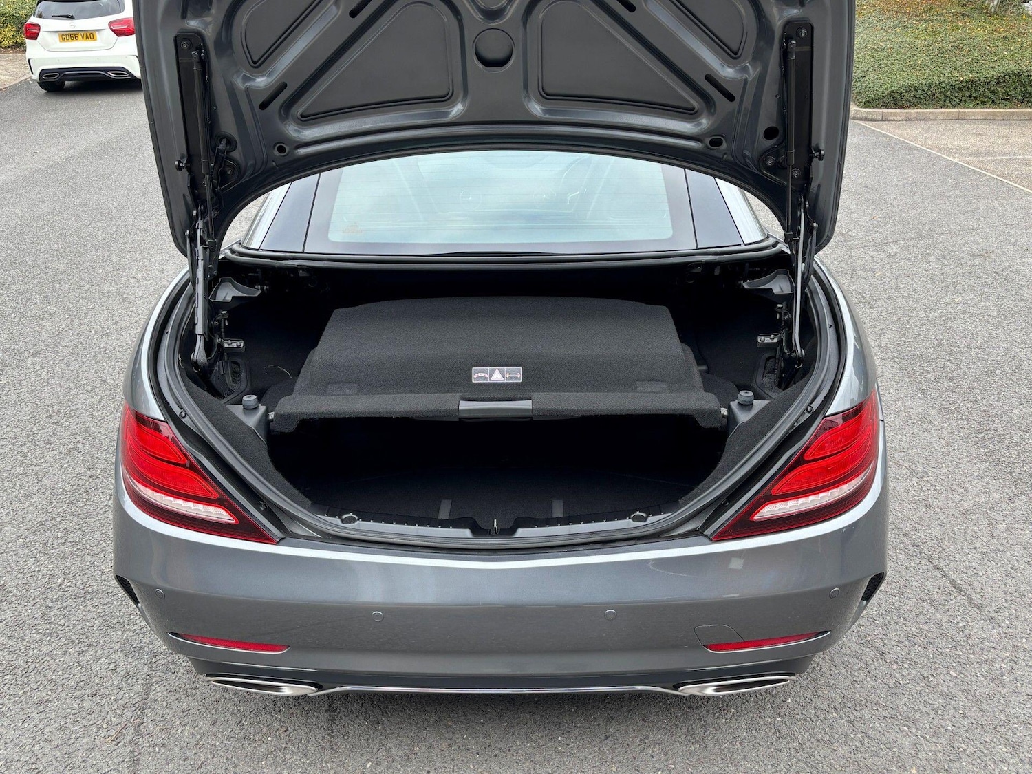 Used Mercedes-Benz SLC 2017 for sale - 76615679: Photo 36