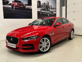 Used Jaguar XE 2019 for sale - 77350161: Photo
