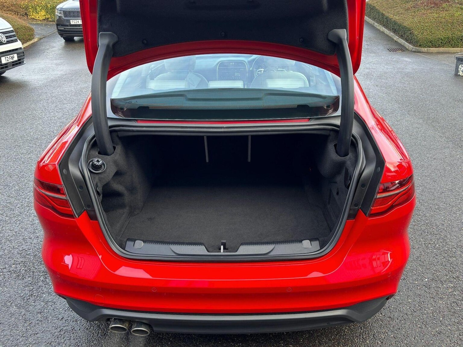 Used Jaguar XE 2019 for sale - 77350161: Photo 36