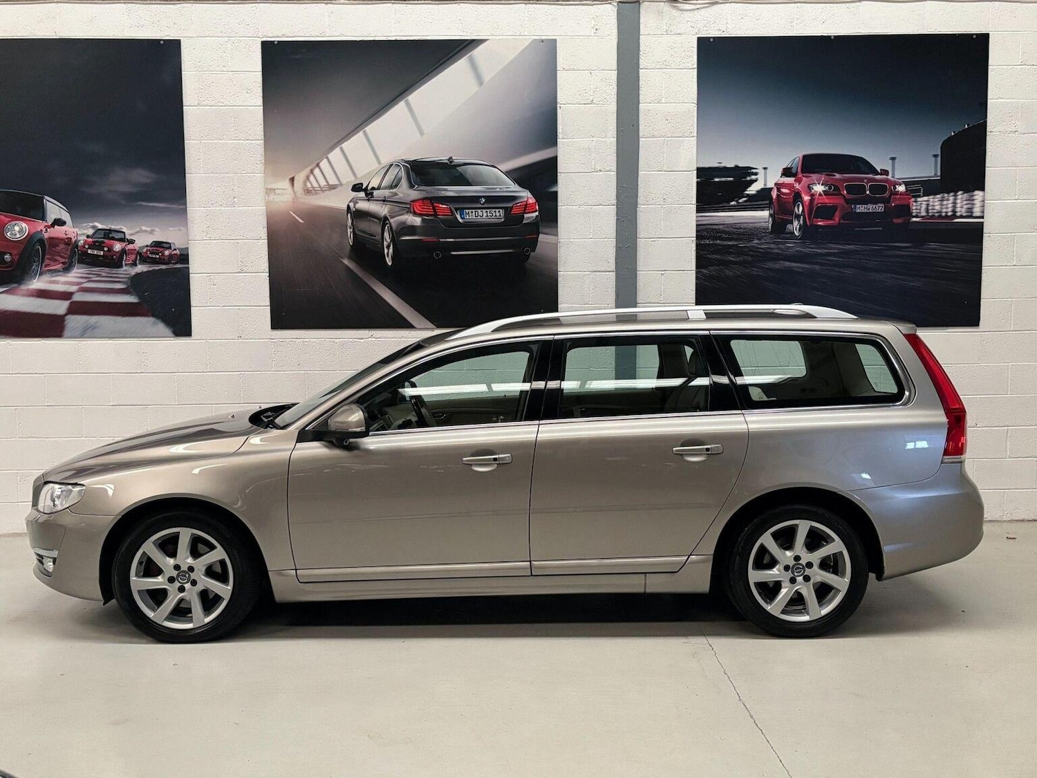 Used Volvo V70 2015 for sale - 76673154: Photo 10