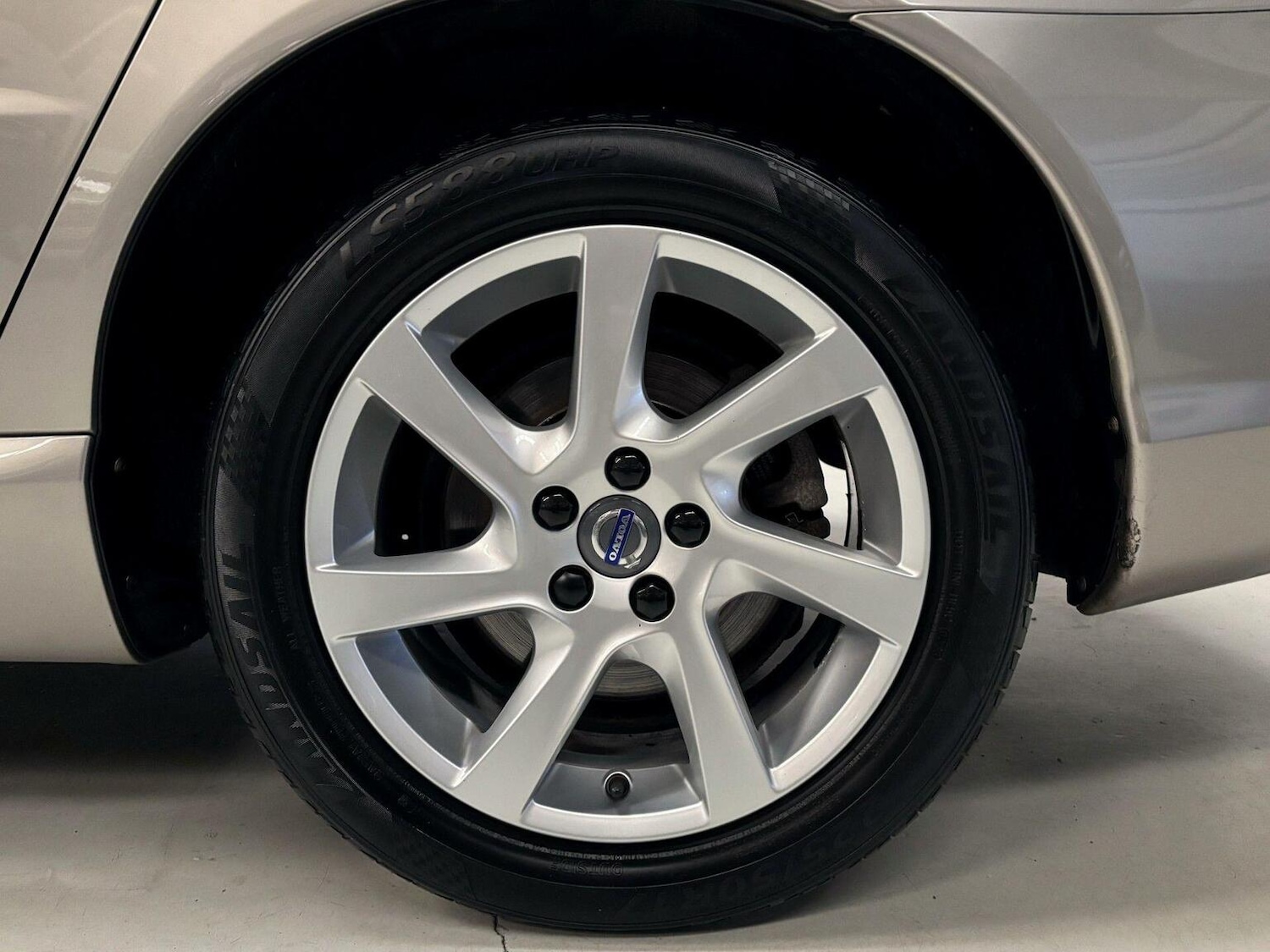 Used Volvo V70 2015 for sale - 76673154: Photo 39