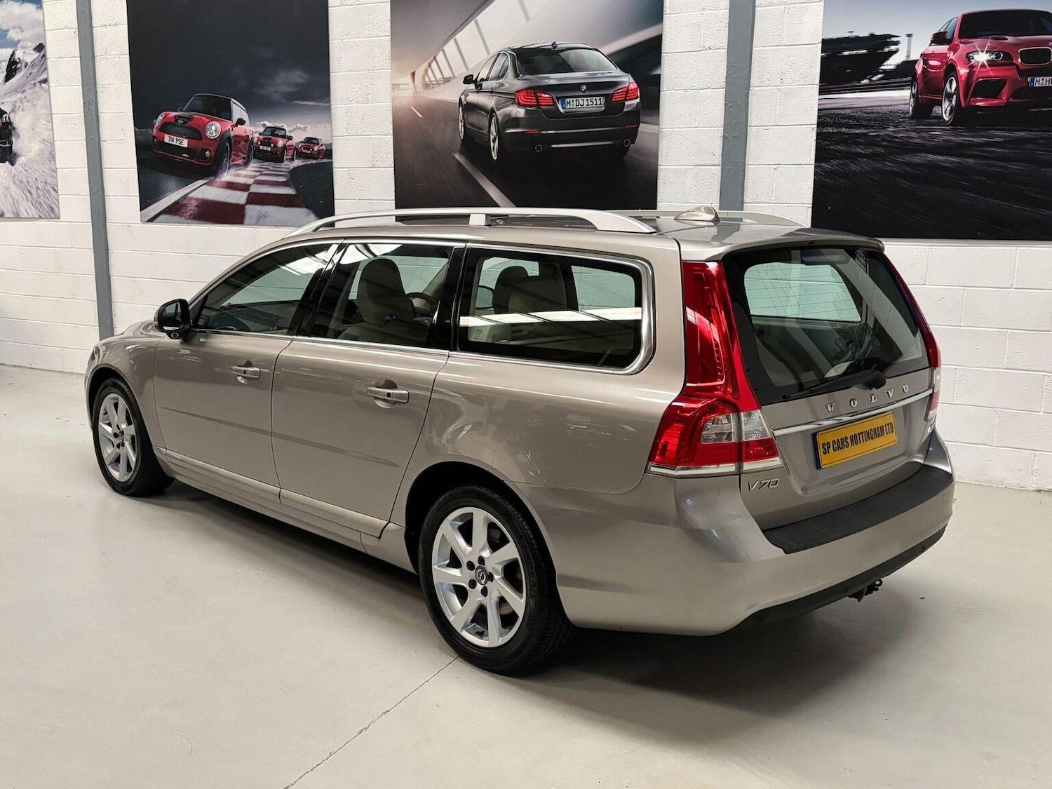 Used Volvo V70 2015 for sale - 76673154: Photo 4