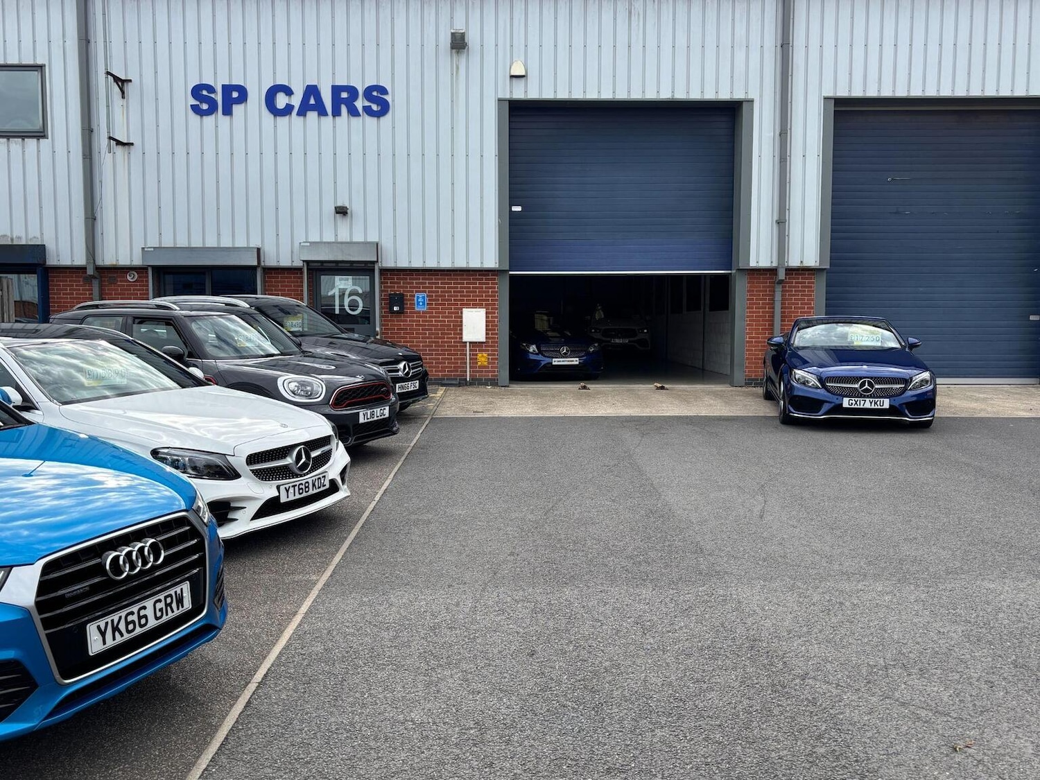 Used Volvo V70 2015 for sale - 76673154: Photo 43