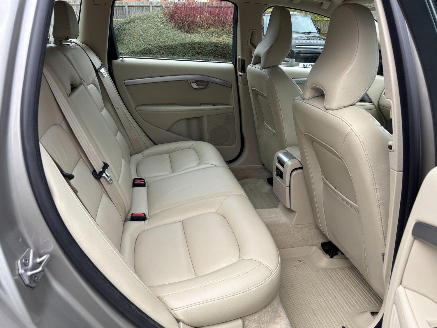 Used Volvo V70 2015 for sale - 76673154: Photo 7