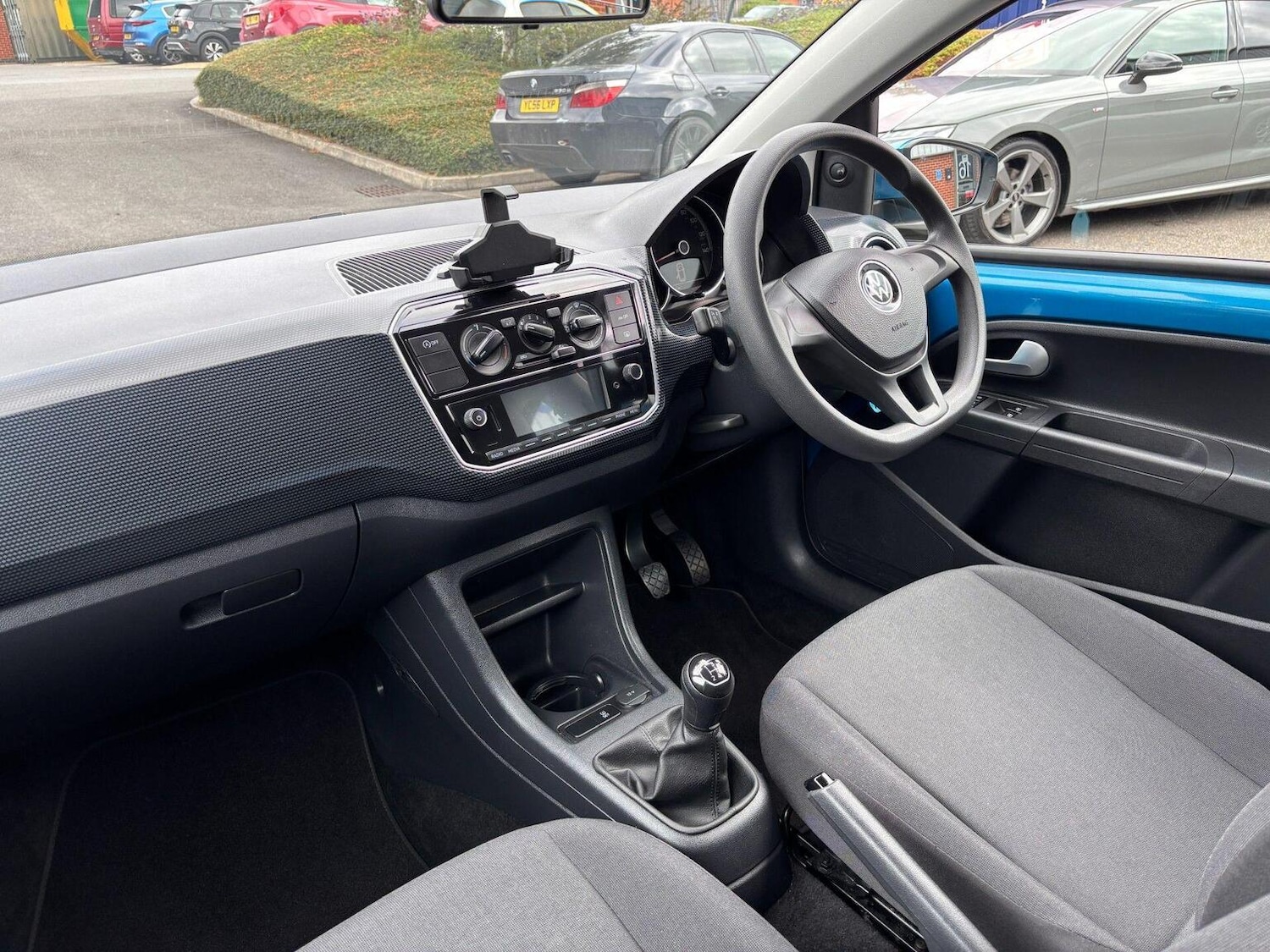 Used Volkswagen up! 2021 for sale - 76673153: Photo 6