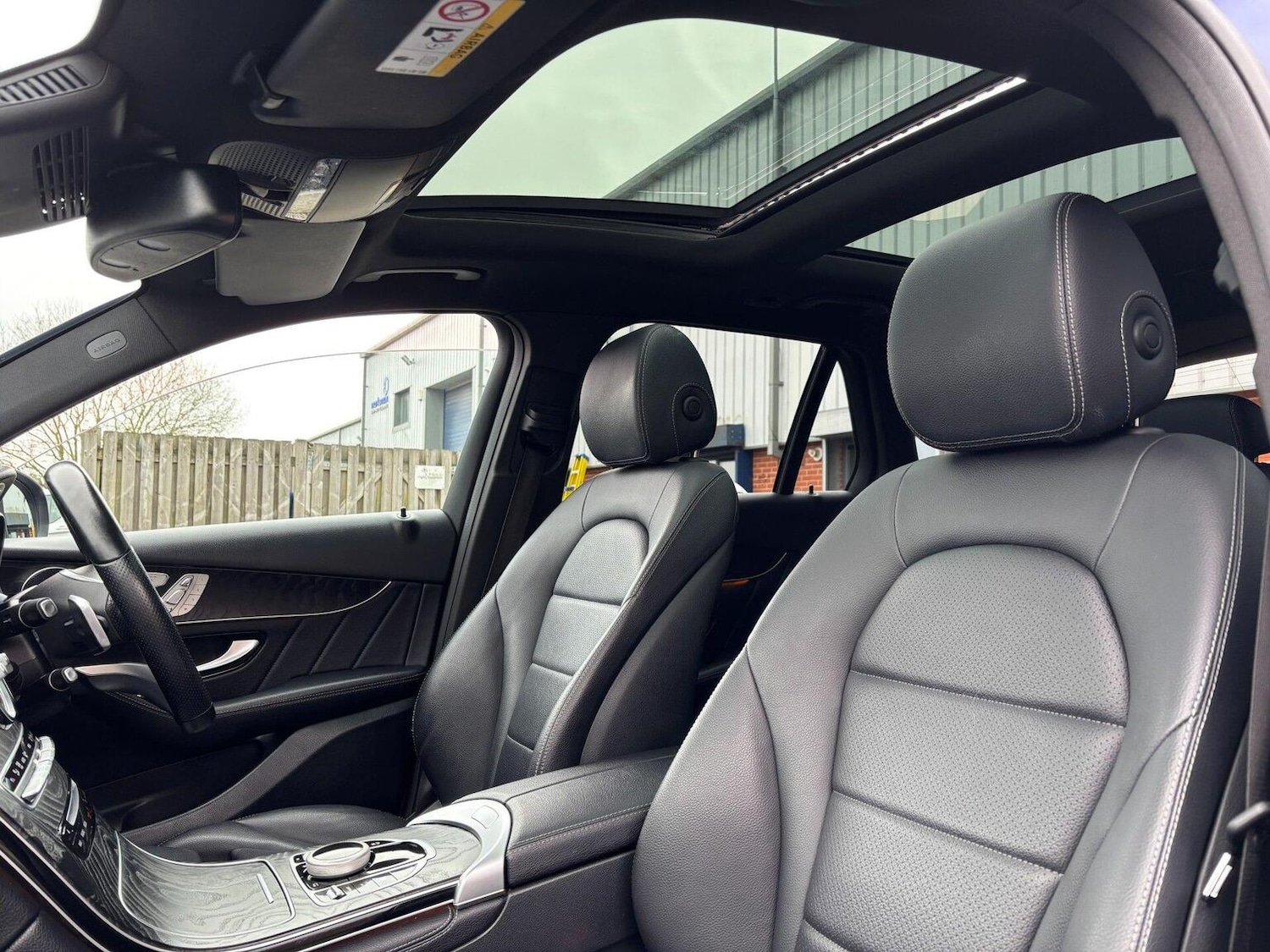 Used Mercedes-Benz GLC 2018 for sale - 77721365: Photo 34