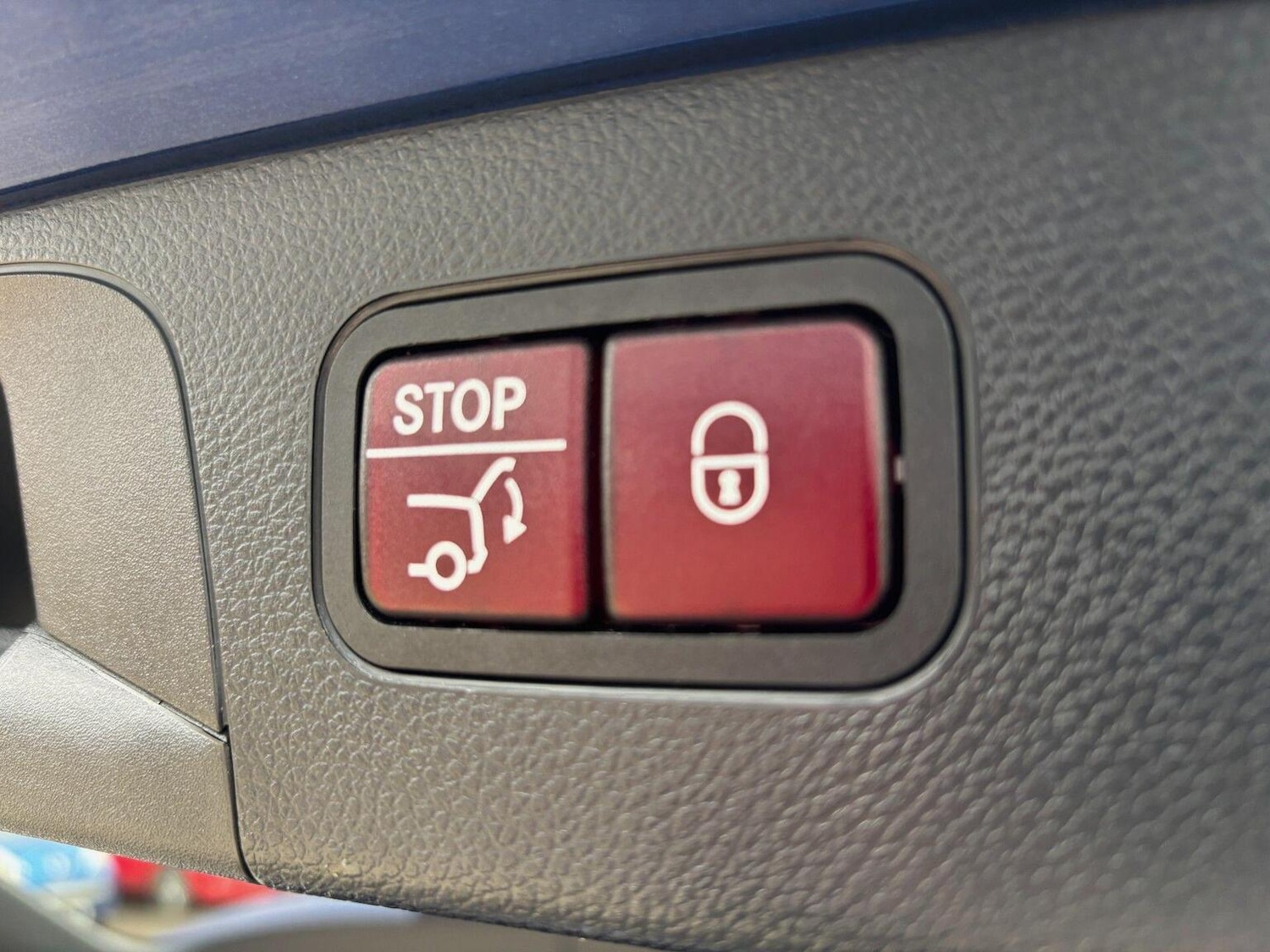 Used Mercedes-Benz GLC 2018 for sale - 77721365: Photo 38