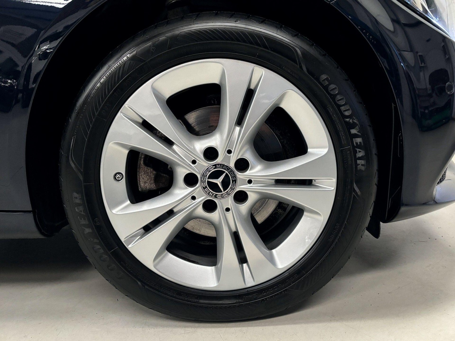 Used Mercedes-Benz C Class 2018 for sale - 76031822: Photo 36