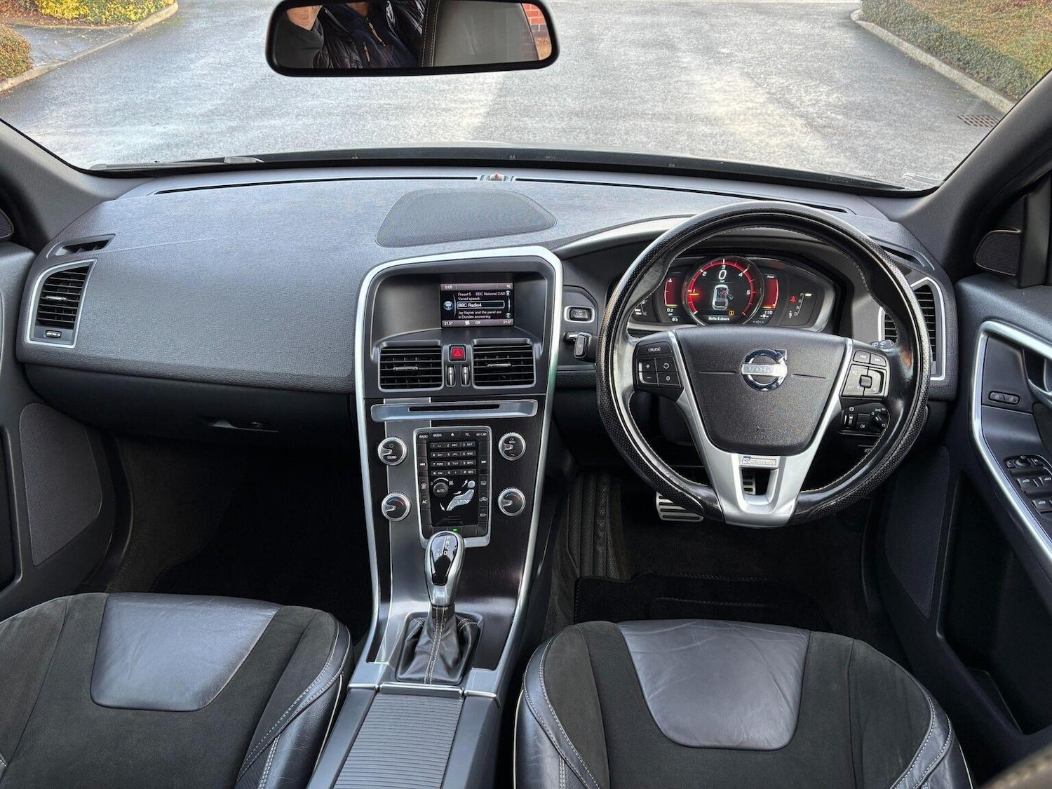 Used Volvo XC60 2015 for sale - 76941813: Photo 12