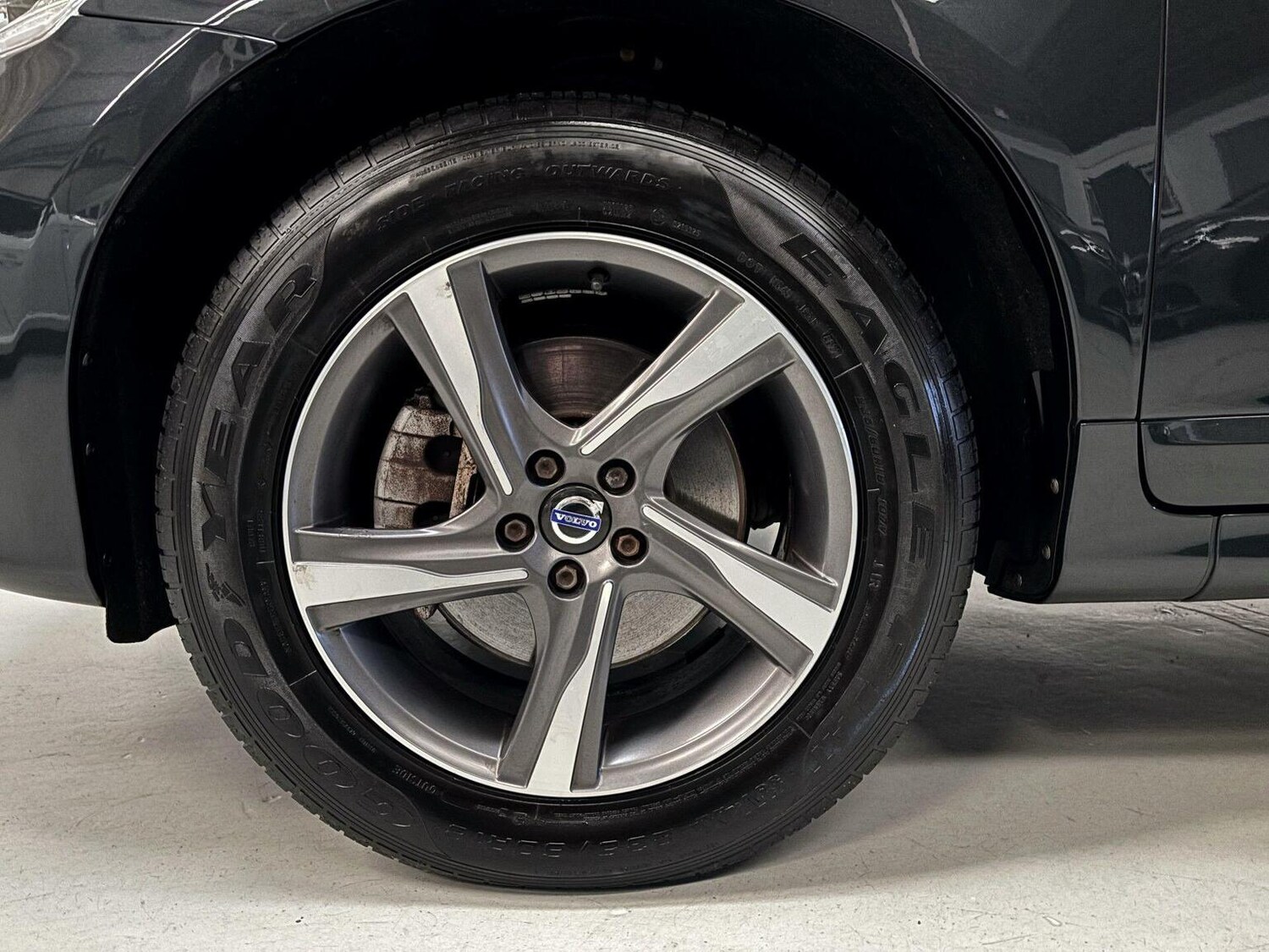 Used Volvo XC60 2015 for sale - 76941813: Photo 35