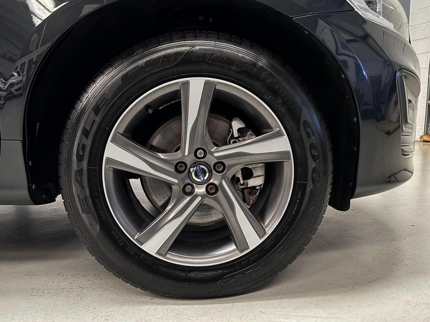 Used Volvo XC60 2015 for sale - 76941813: Photo 37