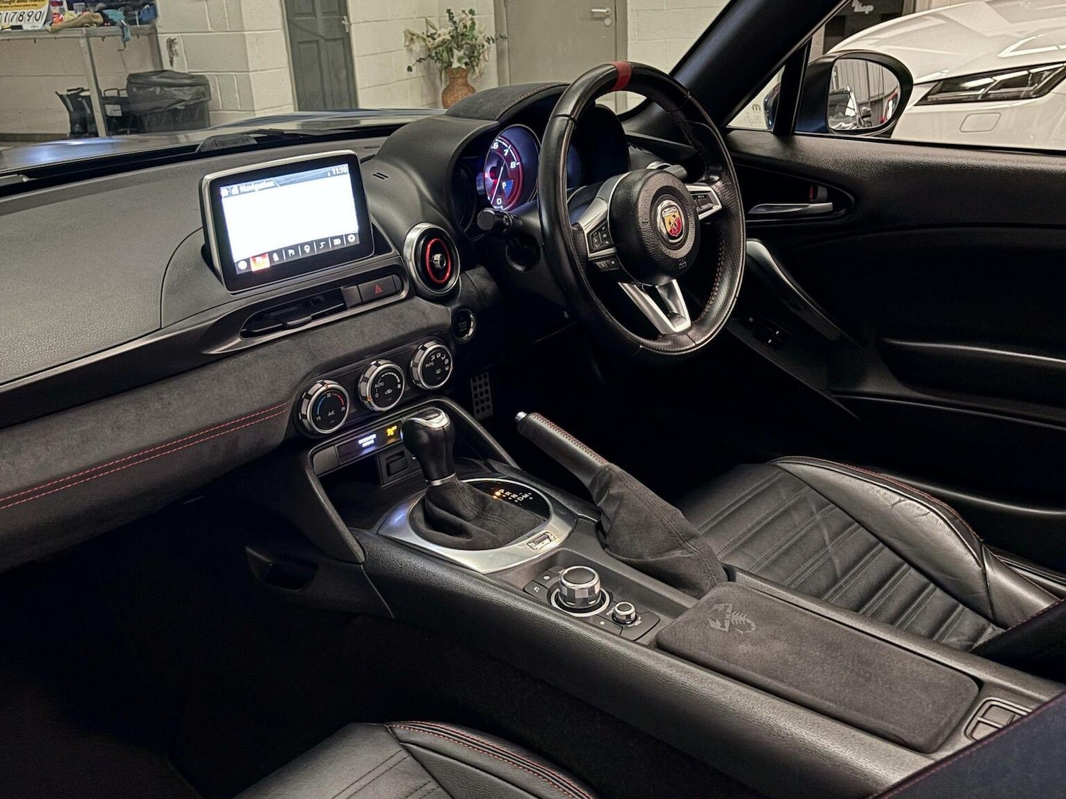 Used Abarth 124 Spider 2018 for sale - 77395158: Photo 6