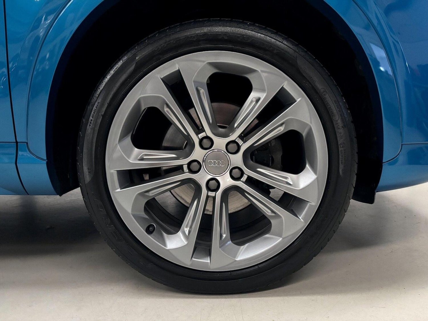 Used Audi Q3 2016 for sale - 77977149: Photo 35