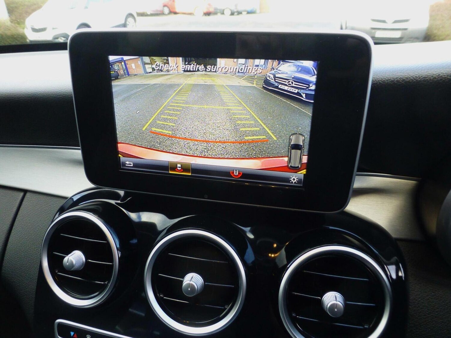 Used Mercedes-Benz C Class 2018 for sale - 78223000: Photo 11