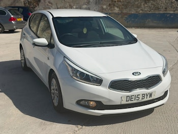 Used Kia Ceed 2015 for sale - 79605342: Photo