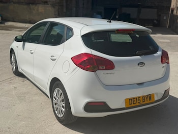 Used Kia Ceed 2015 for sale - 79605342: Photo