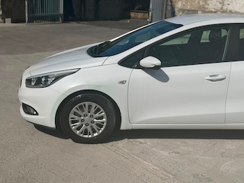 Used Kia Ceed 2015 for sale - 79605342: Photo