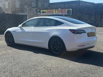 Used Tesla Model 3 2019 for sale - 78887136: Photo
