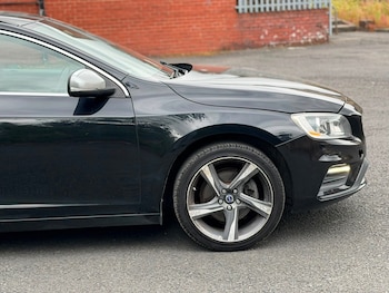 Used Volvo V60 2014 for sale - 79604998: Photo