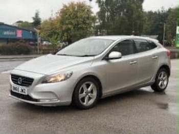 Used Volvo V40 2015 for sale - 79604992: Photo