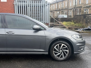 Used Volkswagen Golf 2019 for sale - 79605205: Photo