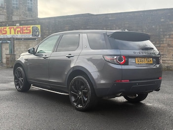 Used Land Rover Discovery Sport 2015 for sale - 78886741: Photo