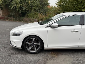 Used Volvo V40 2013 for sale - 78886784: Photo
