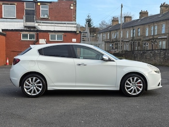 Used Alfa Romeo Giulietta 2010 for sale - 79605209: Photo