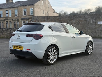 Used Alfa Romeo Giulietta 2010 for sale - 79605209: Photo