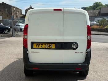Used Vauxhall Combo 2015 for sale - 79628608: Photo
