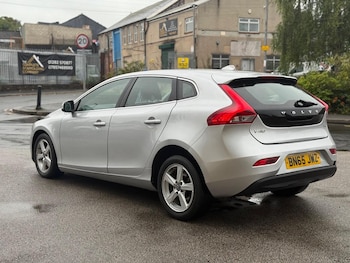 Used Volvo V40 2015 for sale - 78886625: Photo