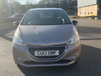 Used Peugeot 208 2013 for sale - 78886730: Photo