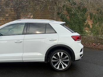 Used Volkswagen T-Roc 2019 for sale - 79605216: Photo