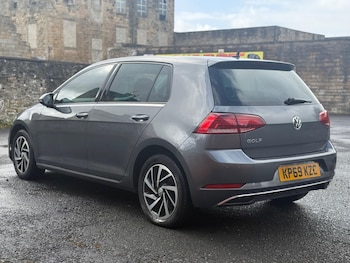 Used Volkswagen Golf 2019 for sale - 79373912: Photo